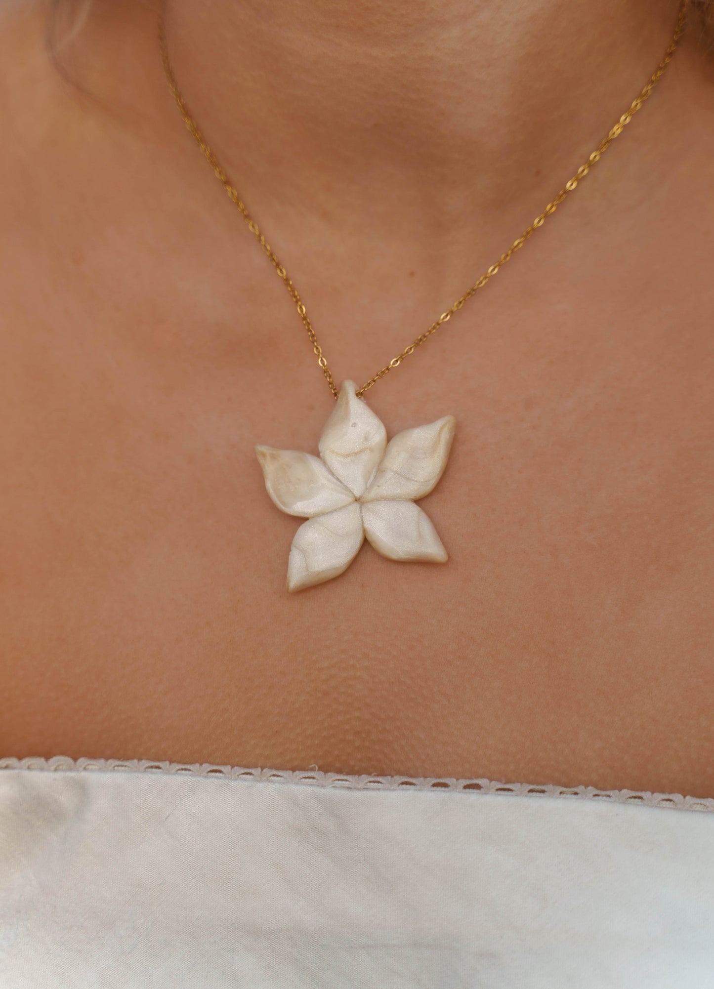MAUD NECKLACE
